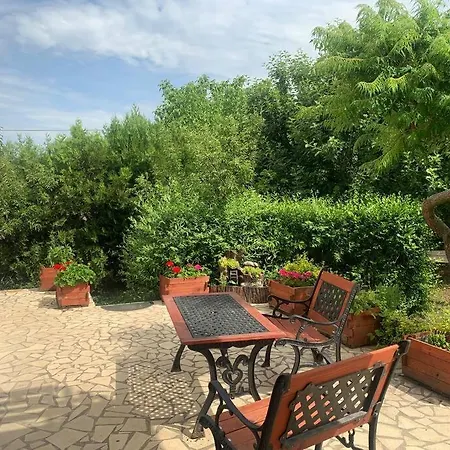 - Csendes, Kenyelmes Csaladi Haz Apartment *