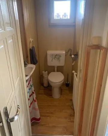 - Csendes, Kenyelmes Csaladi Haz Apartment *